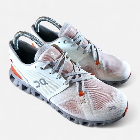 Once We Were Warriors Shoes - On Cloud Women's X 3 Shoes Size 9 White Orange Running Sneakers *Barely Worn.